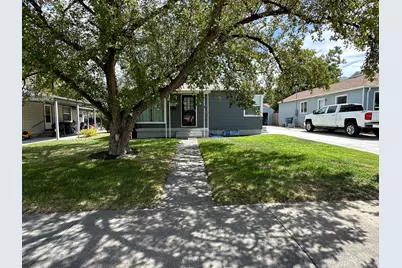 692 Brookside Dr, Springville, UT 84663 - Photo 2