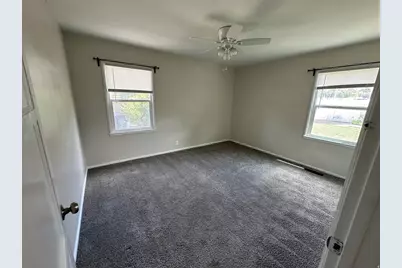692 Brookside Dr, Springville, UT 84663 - Photo 16