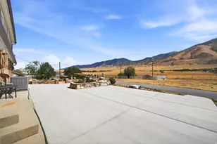 4468 N Droubay Rd E, Erda, UT 84074 - Photo 36