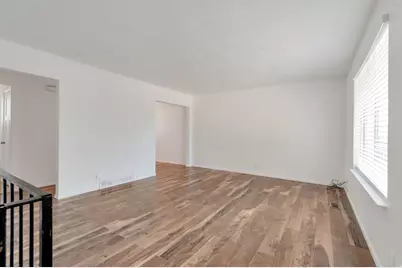 8475 W 3100 S, Magna, UT 84044 - Photo 14