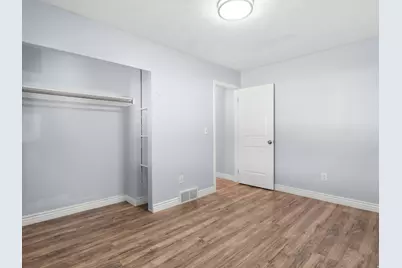 5945 S Greenwood Dr W, Murray, UT 84123 - Photo 14