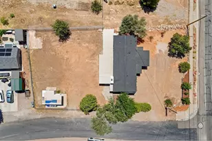 330 N Main St, Leeds, UT 84746 - Photo 10