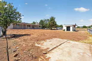 330 N Main St, Leeds, UT 84746 - Photo 48