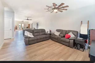 482 N Delmar Way, Vernal, UT 84078 - Photo 2
