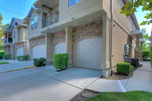 880 E Red Sage Ln, Millcreek, UT 84107 - Photo 2