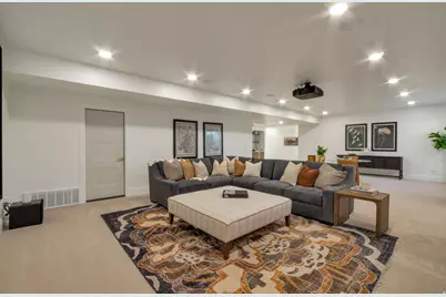 136 W Summerhill Ln, Centerville, UT 84014 - Photo 38