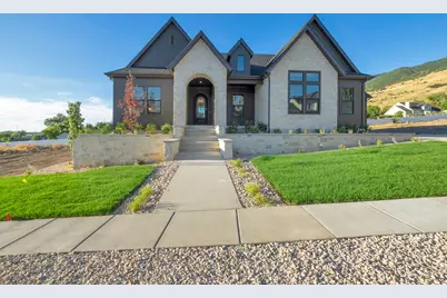136 W Summerhill Ln, Centerville, UT 84014 - Photo 4