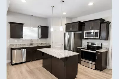 3834 E Cunninghill Dr, Eagle Mountain, UT 84005 - Photo 2