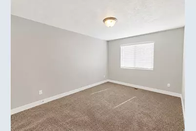 3834 E Cunninghill Dr, Eagle Mountain, UT 84005 - Photo 16