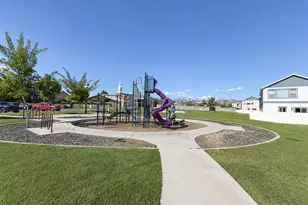 3834 E Cunninghill Dr, Eagle Mountain, UT 84005 - Photo 26