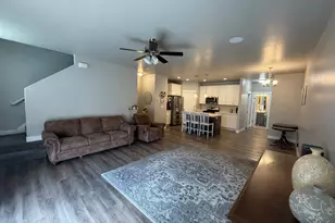 885 S 2560 E, Spanish Fork, UT 84660 - Photo 2