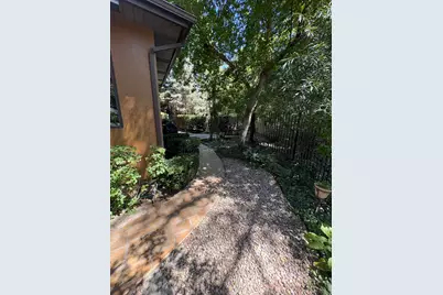 4736 S Millrace Ln E, Murray, UT 84107 - Photo 10