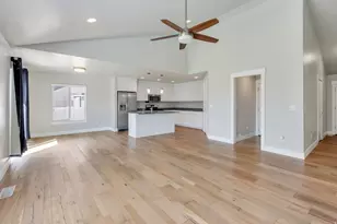 4763 N Sage Park Dr W, Eagle Mountain, UT 84005 - Photo 24