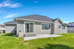 4763 N Sage Park Dr W, Eagle Mountain, UT 84005 - Photo 40
