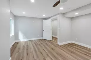 4763 N Sage Park Dr W, Eagle Mountain, UT 84005 - Photo 32