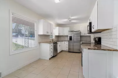 15 E Sylvia Dr, South Ogden, UT 84405 - Photo 6