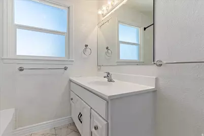 15 E Sylvia Dr, South Ogden, UT 84405 - Photo 12