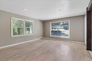 15 E Sylvia Dr, South Ogden, UT 84405 - Photo 4