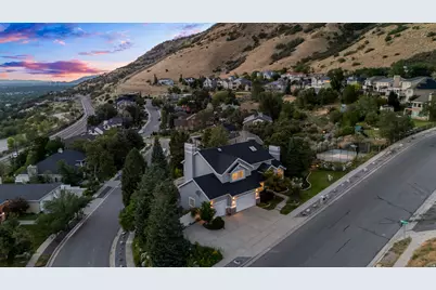 3439 E Canyon Cove Dr, Holladay, UT 84121 - Photo 68
