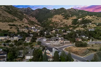 3439 E Canyon Cove Dr, Holladay, UT 84121 - Photo 70
