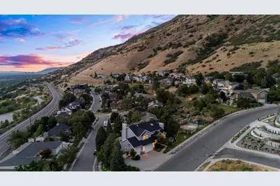 3439 E Canyon Cove Dr, Holladay, UT 84121 - Photo 70