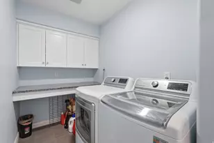 3439 E Canyon Cove Dr, Holladay, UT 84121 - Photo 36