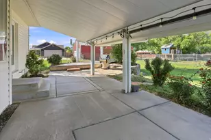 3207 N Pelican Dr, Farr West, UT 84404 - Photo 20