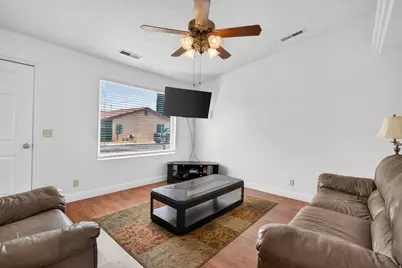 1075 N 1400 W #16, Saint George, UT 84770 - Photo 8