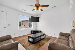 1075 N 1400 W, Saint George, UT 84770 - Photo 8