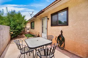 1075 N 1400 W, Saint George, UT 84770 - Photo 30