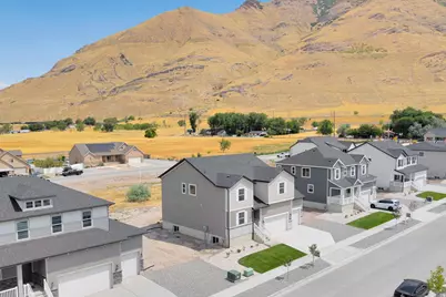 2029 E Burger St #1244, Lake Point, UT 84074 - Photo 2
