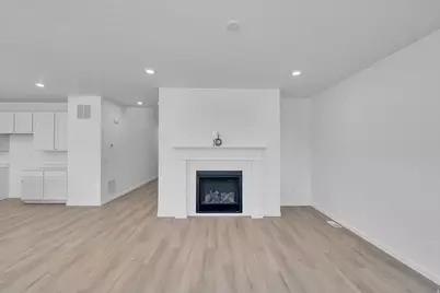 2029 E Burger St #1244, Lake Point, UT 84074 - Photo 8