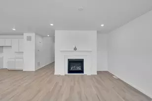 2029 E Burger St, Lake Point, UT 84074 - Photo 8