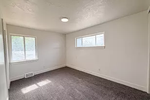 1681 E Meadowmoor Rd, Holladay, UT 84117 - Photo 12