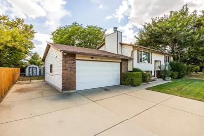 2127 W 3860 S, West Valley, UT 84119 - Photo 6