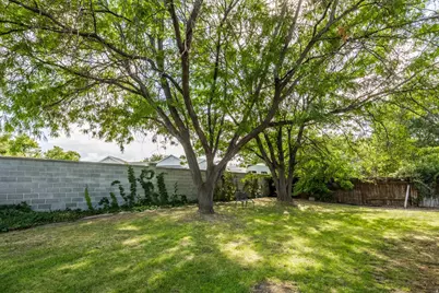 2127 W 3860 S, West Valley, UT 84119 - Photo 36