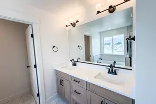 1769 W Rivergate Dr, Logan, UT 84321 - Photo 16