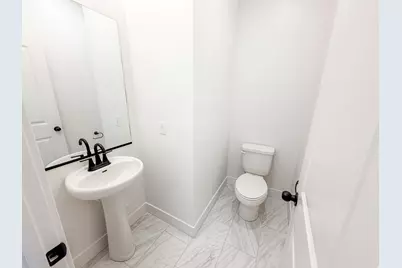 1769 W Rivergate Dr #204, Logan, UT 84321 - Photo 14