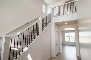 1769 W Rivergate Dr, Logan, UT 84321 - Photo 2