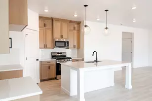 1769 W Rivergate Dr, Logan, UT 84321 - Photo 6