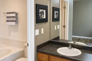 820 E Red Sage Ln, Millcreek, UT 84107 - Photo 12