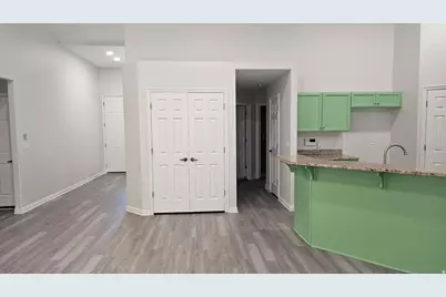 1630 E 2450 S St S #42, Saint George, UT 84790 - Photo 4