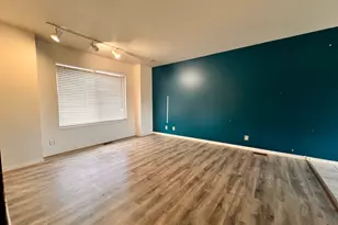 671 W 950 N, Clinton, UT 84015 - Photo 4