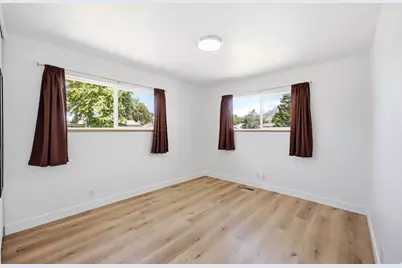 6272 S 400 E, Murray, UT 84107 - Photo 16