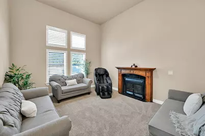 579 W 2400 S, Syracuse, UT 84075 - Photo 6
