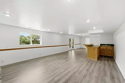 2902 S 650 E, Bountiful, UT 84010 - Photo 32