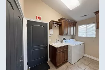244 W 600 N, La Verkin, UT 84745 - Photo 12