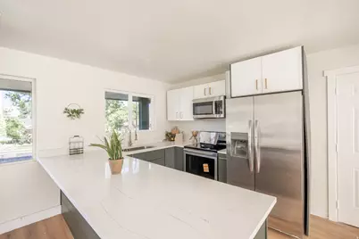 1873 S 775 E, Bountiful, UT 84010 - Photo 8