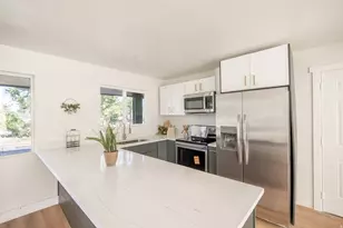1873 S 775 E, Bountiful, UT 84010 - Photo 8