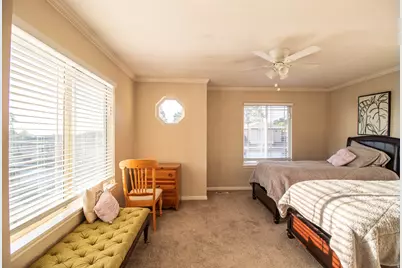 2288 E Emerald Hills Ct, Cottonwood Heights, UT 84121 - Photo 16